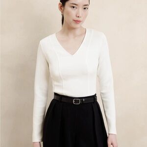 Banana Republic Factory 90’s Inspired Scuba Fitted Top Sz M NWT